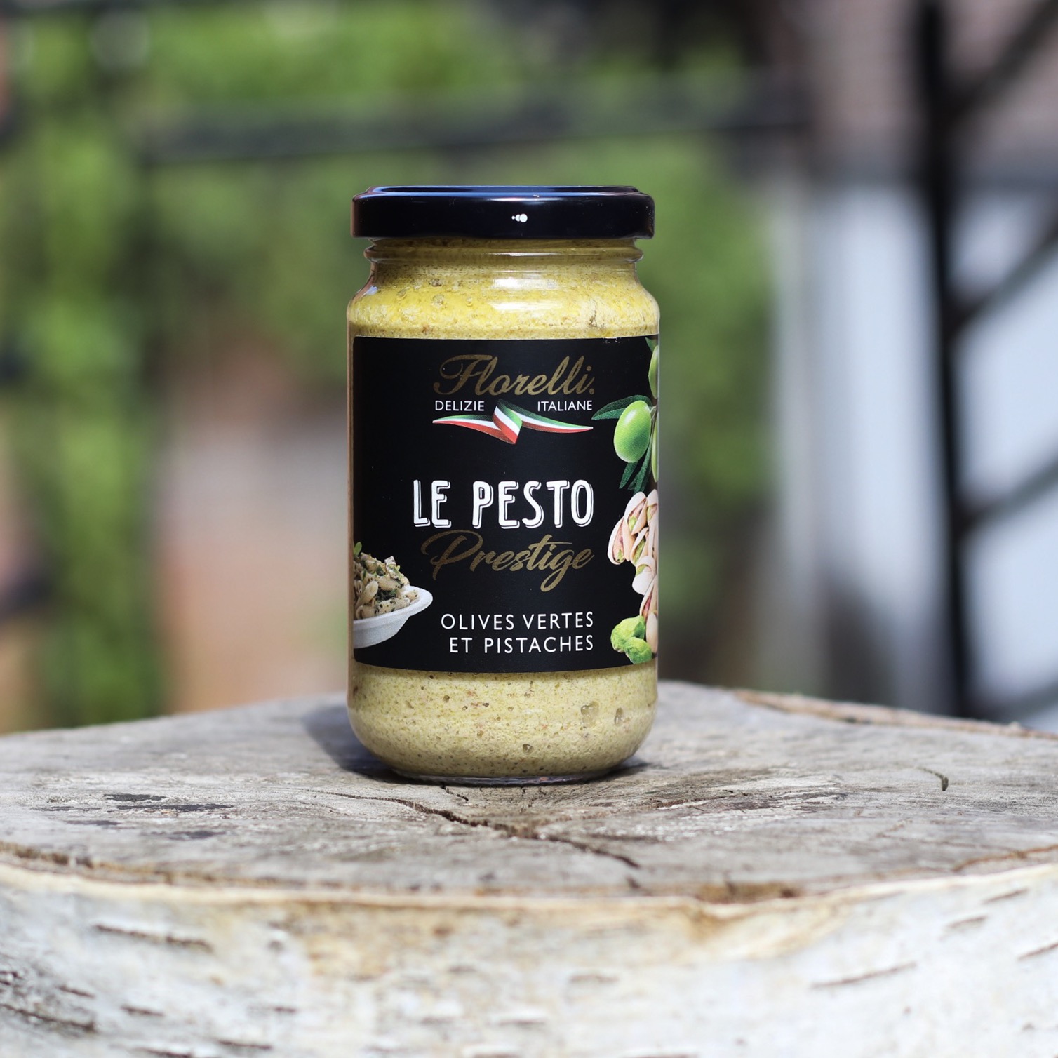 Un pot de pesto à la pistache